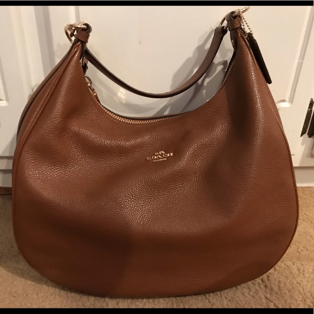 Chestnut Coach purse- like new condition